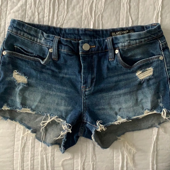 BlankNYC Astor Cutoff denim shorts - Picture 4 of 7
